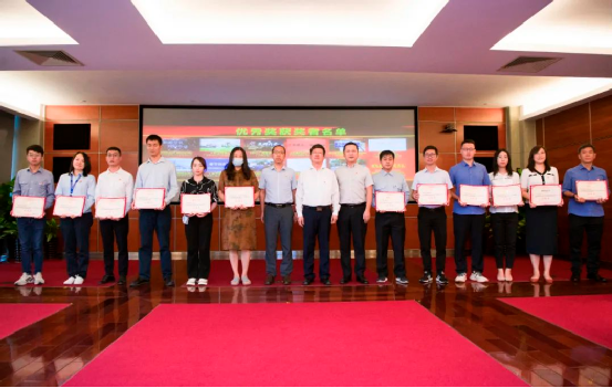 完美体育在线登录